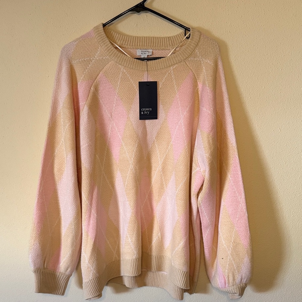 Crown & Ivy Pink and Beige Argyle Knit